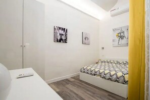 Room - Comfy San Lorenzo - central and quiet (Firenze)