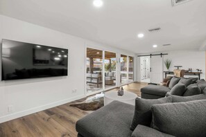 TV, peis, videospill og bøker