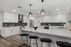 Fridge, microwave, oven, stovetop - Desert Dreaming: Luxe Retreat w/ Pool & Hot Tub! (Scottsdale)