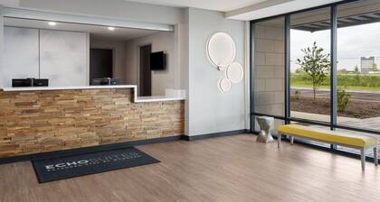 ECHO Suites Extended Stay by Wyndham Indianapolis AmeriPlex