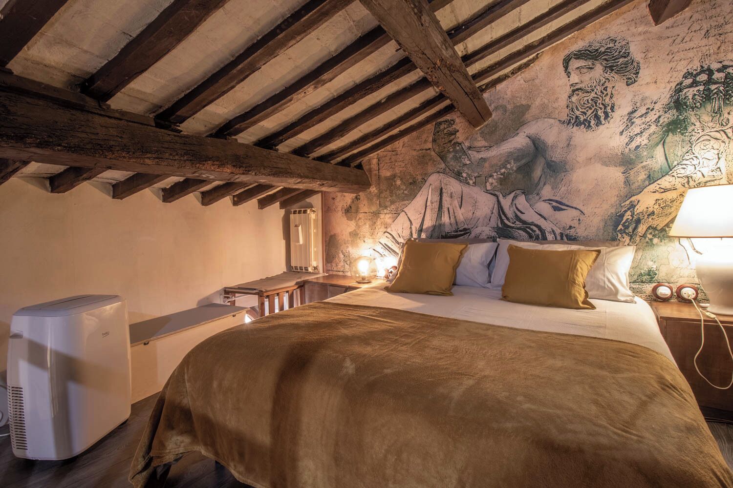 2 Schlafzimmer, Schreibtisch, Bügeleisen/Bügelbrett, WLAN