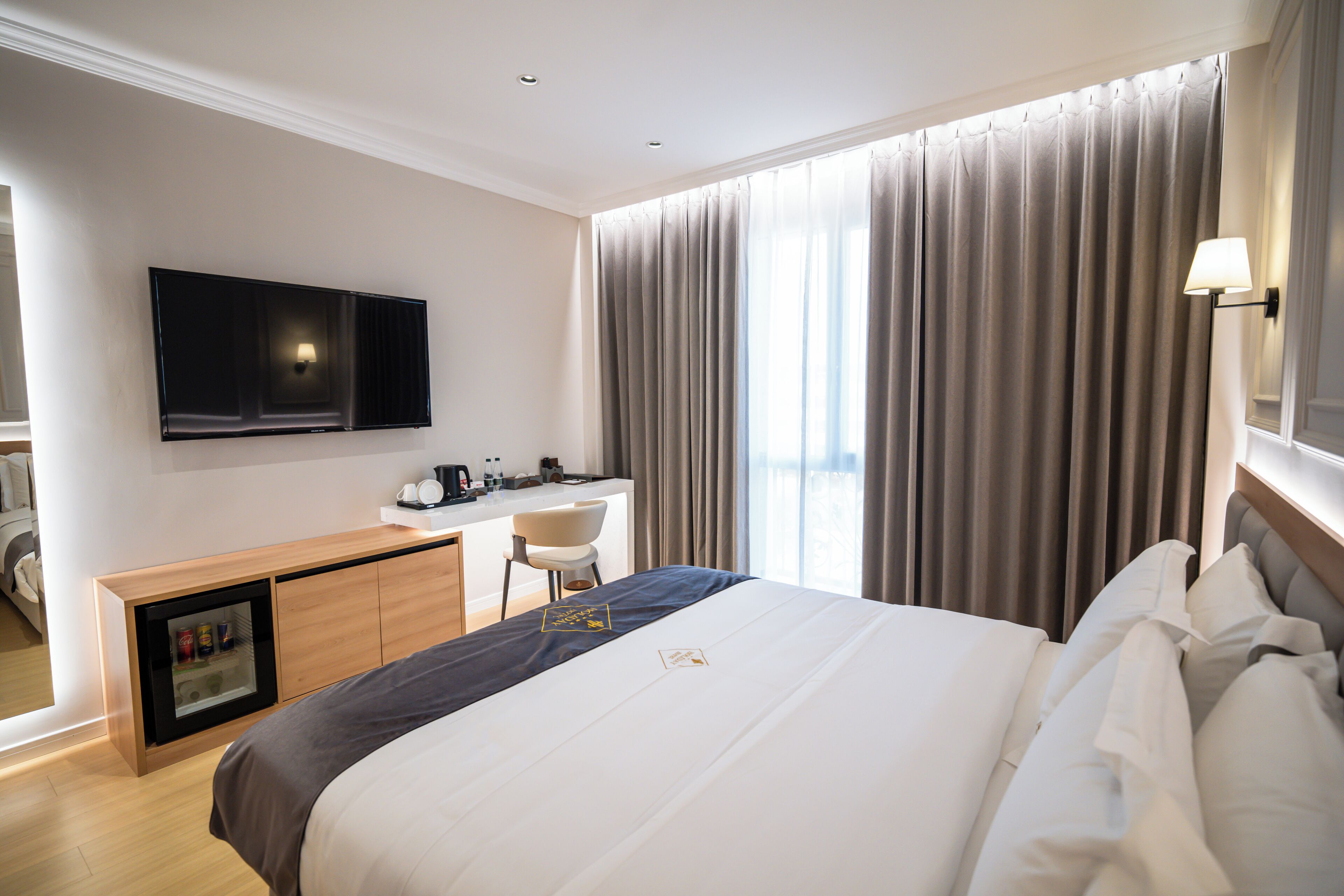 Photo - Holiday Hotel