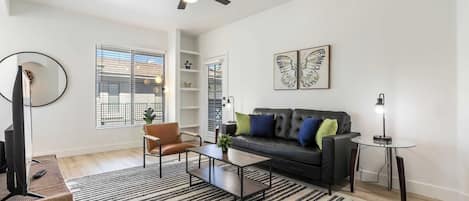 تلفزيون، مكتب