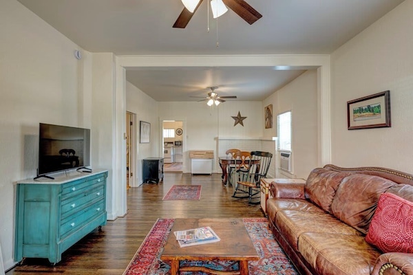 リビング エリア