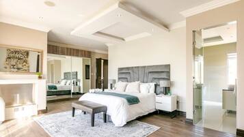 7 chambres, fer et planche à repasser, Wi-Fi, draps fournis