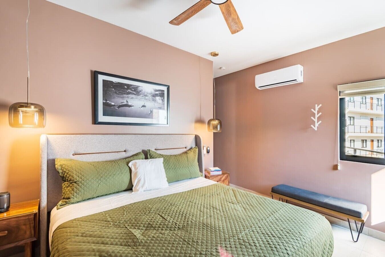 Desk, iron/ironing board, WiFi (surcharge), bed sheets