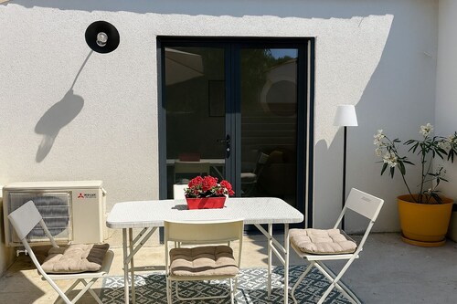 Maison jardin piscine parking - Le cerisier