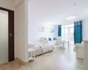 Studiosuite – deluxe | Strykejern/-brett og wi-fi (inkludert)