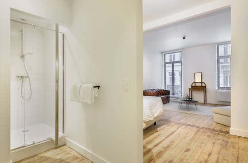 Junior Suite in The Heart of Antwerp