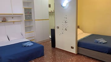 1 Schlafzimmer, BĂŒgeleisen/BĂŒgelbrett, kostenloses WLAN, BettwĂ€sche