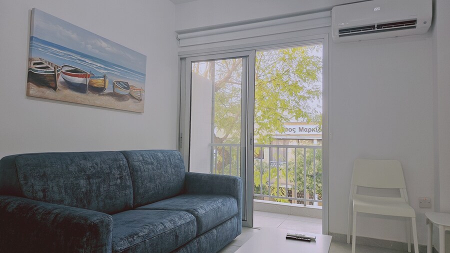 145 NIC - Stay Historia Apartment