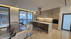 Villa | 3 bedrooms, soundproofing