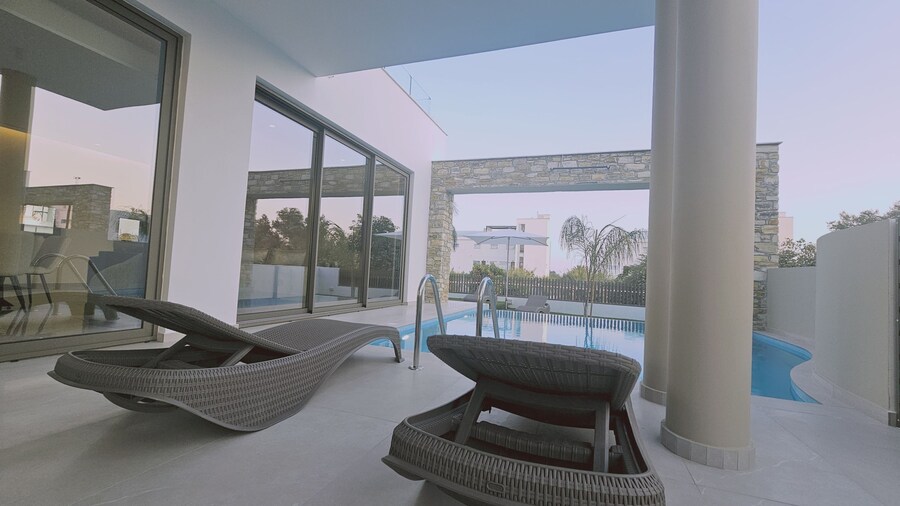 146 3 AN - Stay Oasis Luxury Villa