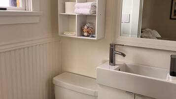 Chuveiro, secador de cabelo