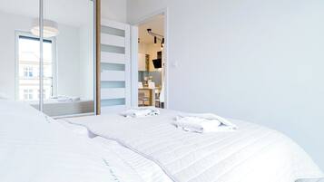 Standard Suite | 1 bedroom, iron/ironing board, free WiFi