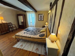 3 quartos, Wi-Fi, roupa de cama