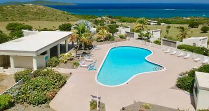 Seaview Paradise; located on Golf course!