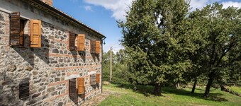 Apartment 'Bosco' with Shared Terrace, Shared Garden and Wi-Fi