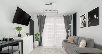 28 czerwca 1956r 382c | Chic Apartment | Parking