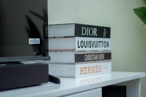 Interior - Charming 2-bedroom house with WiFi, AC in Nalya, Kampala (Kampala)