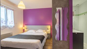 1 chambre, fer et planche Ă repasser, Wi-Fi gratuit, draps fournis