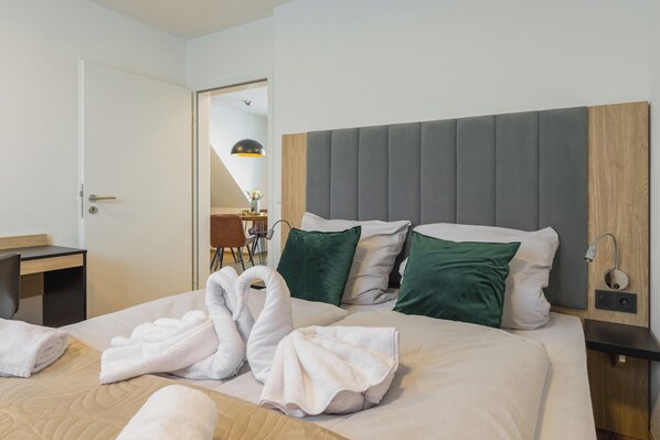 Exclusive-sviitti | Yksilöllisesti sisustettu, yksilöllisesti kalustettu, työpöytä