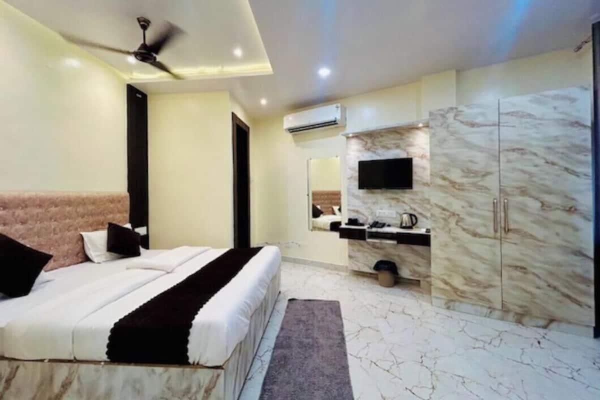 Deluxe Room | Free WiFi