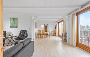 Living area - Beautiful apartment in Rudkøbing (Rudkøbing)