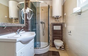 تجهيزات دش، مجففات شعر