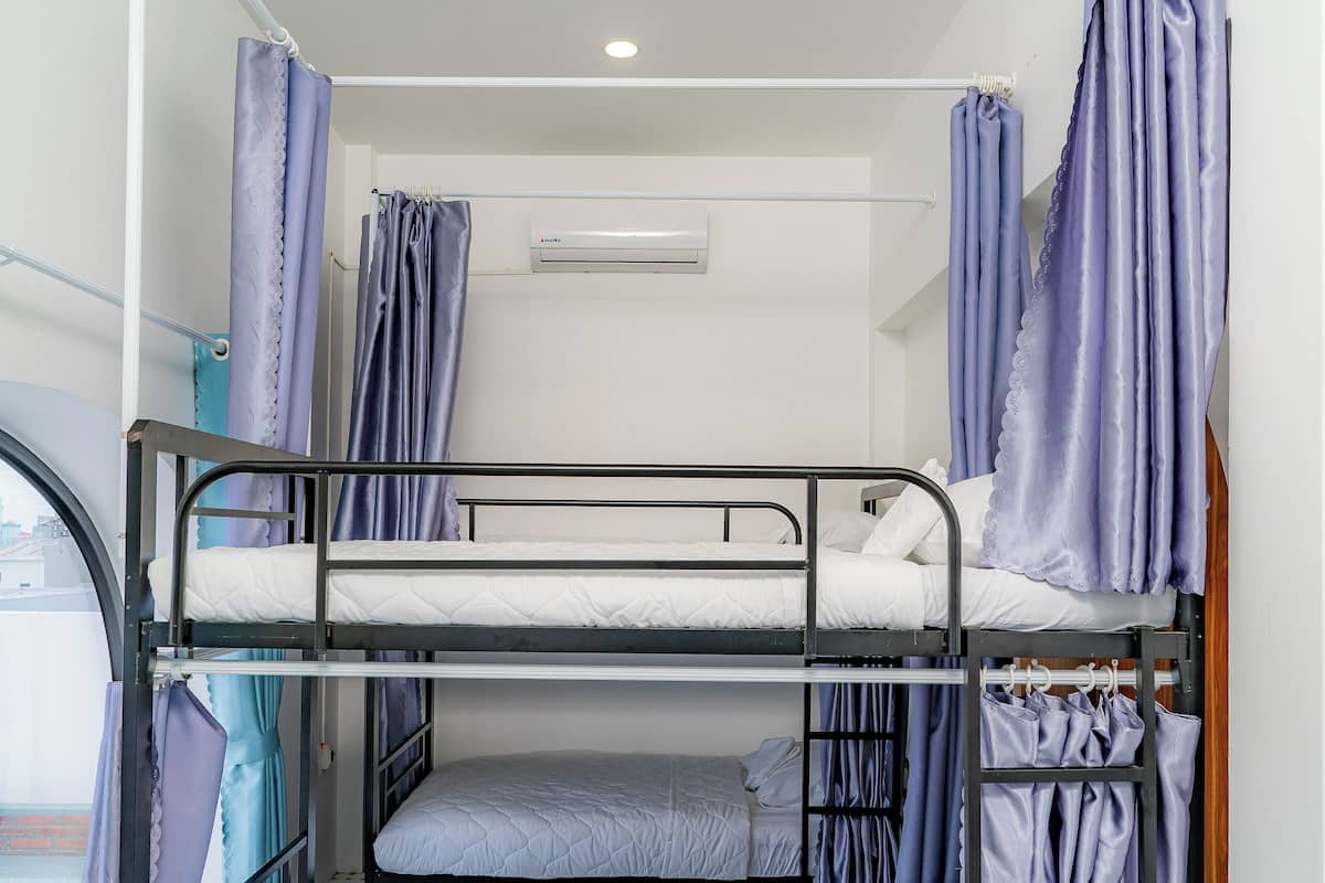 Panoramic Shared Dormitory, City View | Desk, free WiFi