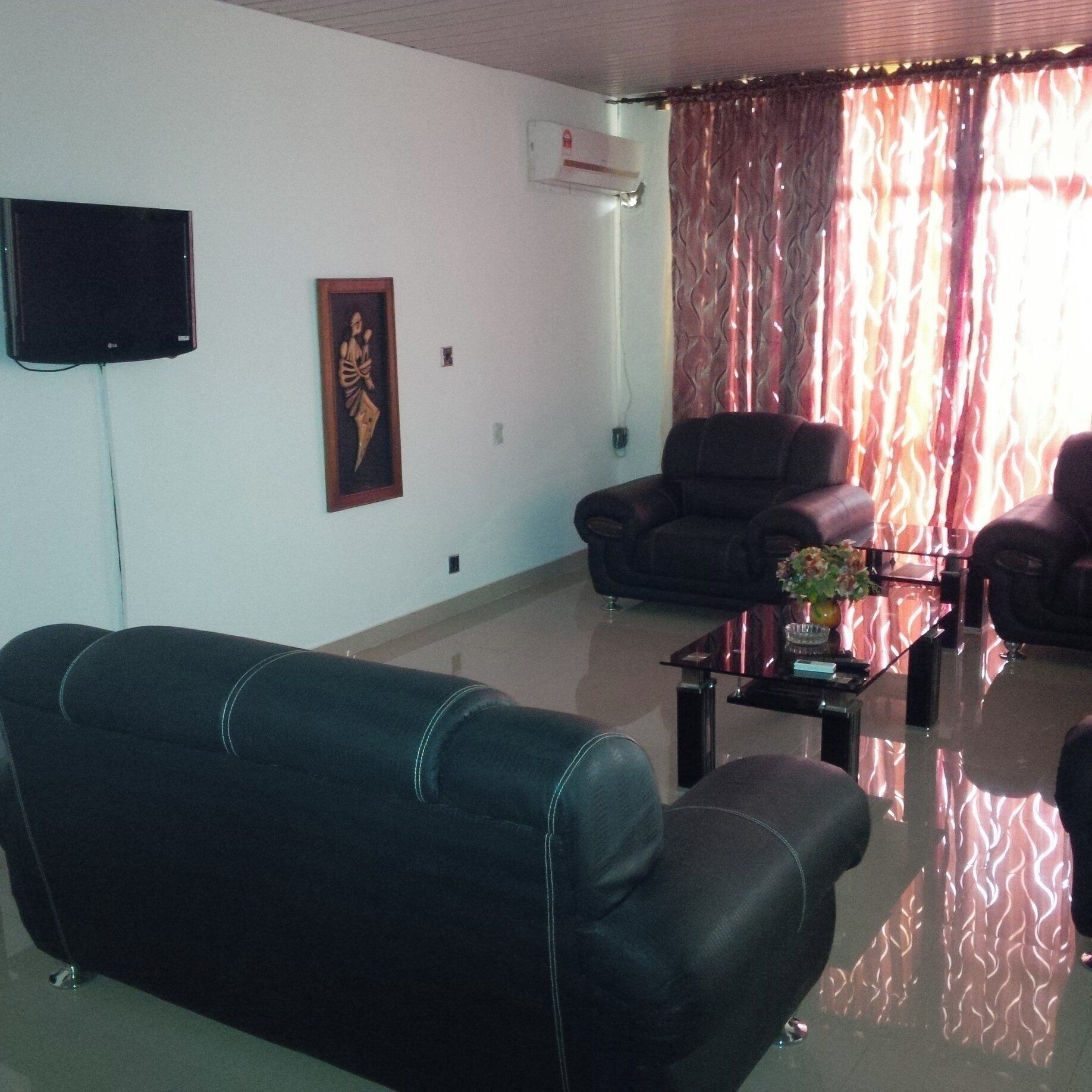 Family Room, Balcony, City View