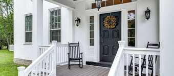 Vineyard Retreat at George Vest Historical Home