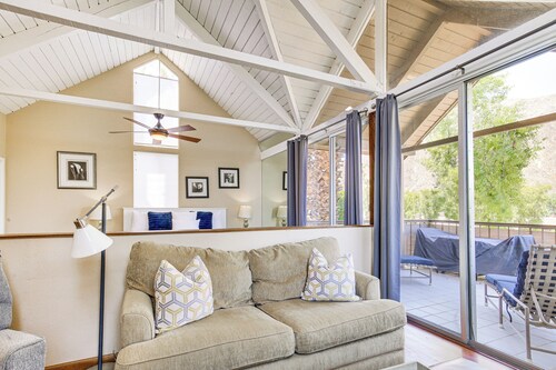 Balcony & Views: Pet-friendly Indian Wells Unit