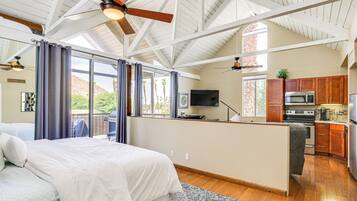 Apartment (0 Bedroom) | Interior