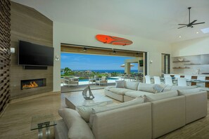 Smart TV, stereo