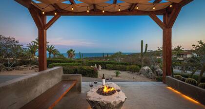 4BR Luxury Villa and Beach Club Access