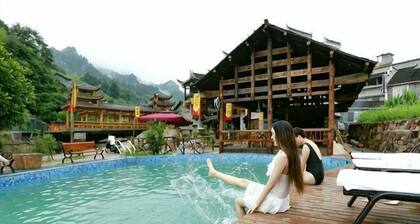 Xiangxi Story Inn (Zhangjiajie National Forest Park)