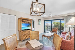 TV, DVD player, offices - I-451 - Spectacular Lanai Views & Sleeps 6 (Naples)