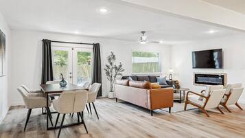 TV, fireplace, offices