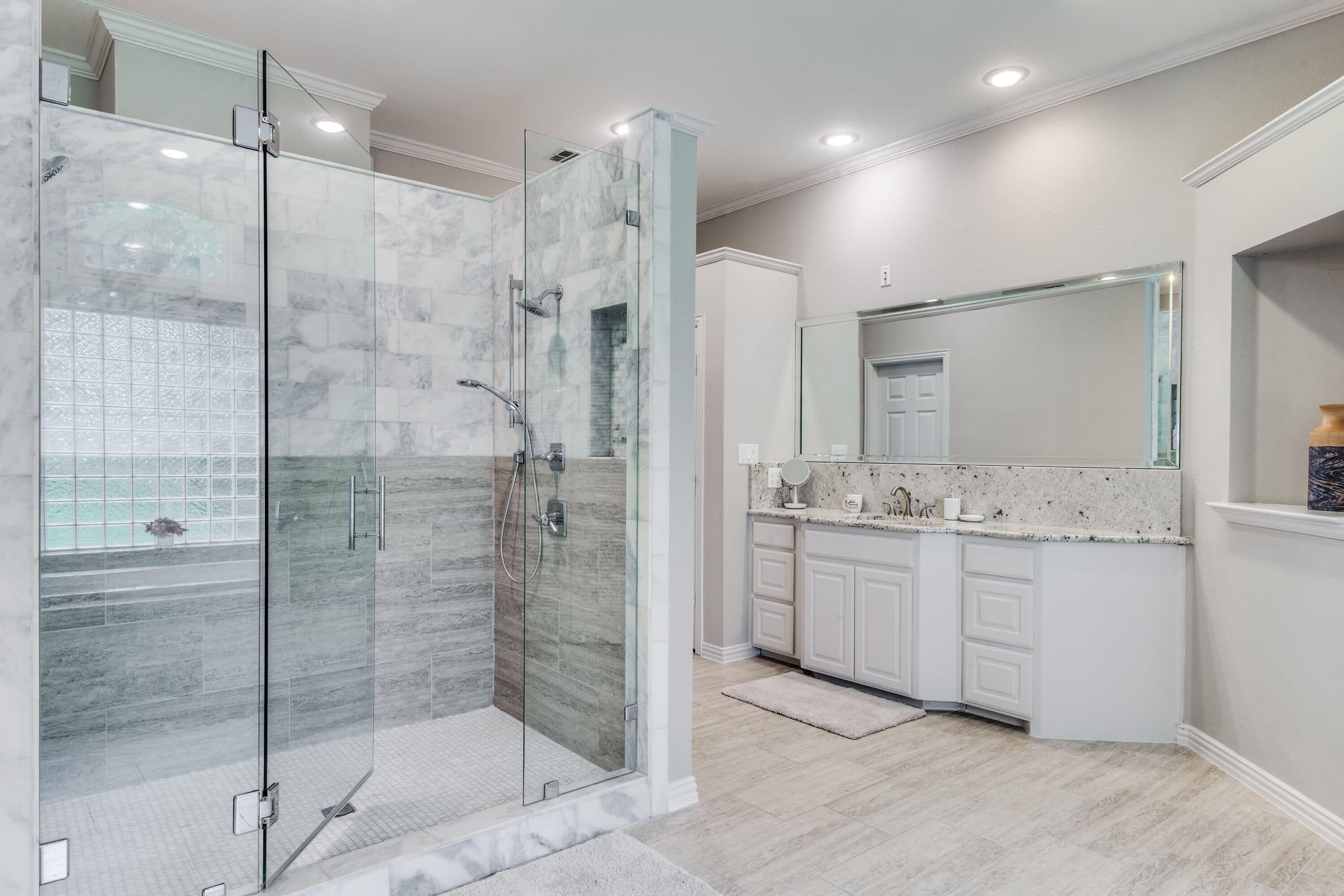 Shower, hair dryer, towels, shampoo