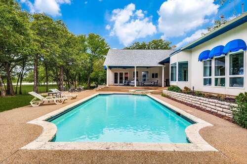 Lakefront Oasis Home w/ Pool & Sand Beach