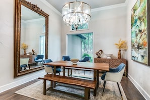 Dining - Lakefront Oasis Home w/ Pool & Sand Beach (Lakewood Village)