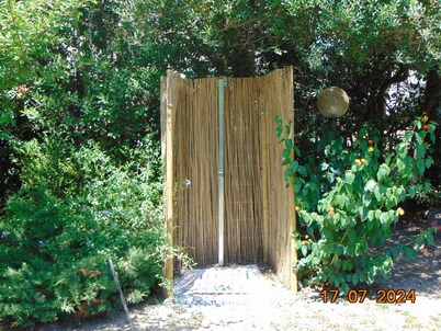 Summer sun and breeze, winter fireplace and blankets A retreat for every season