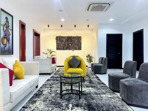 Sala de estar en el lobby