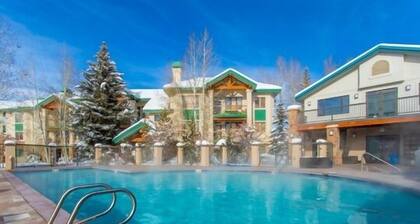 Storm Meadows Spa~Ski In/Ski Out~Great Amenities
