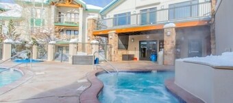 Storm Meadows Spa~Ski In/Ski Out~Great Amenities