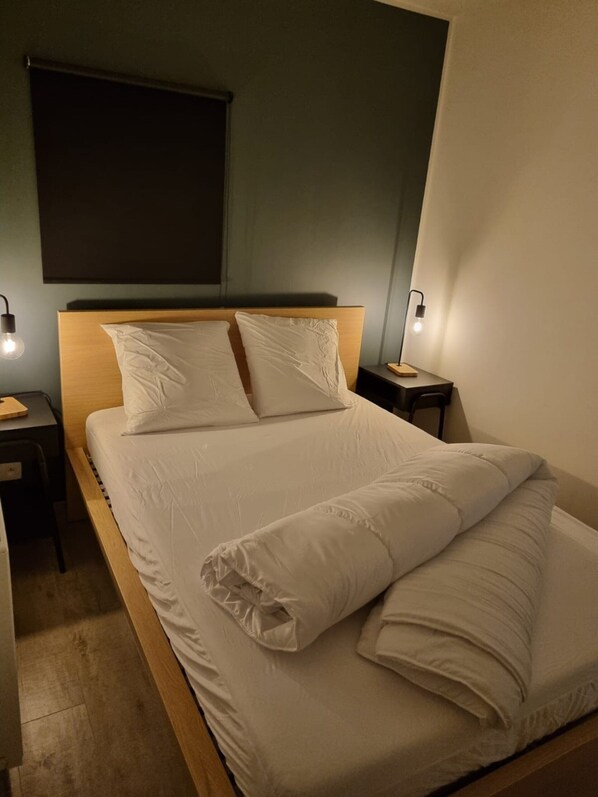 1 bedroom, travel cot, WiFi