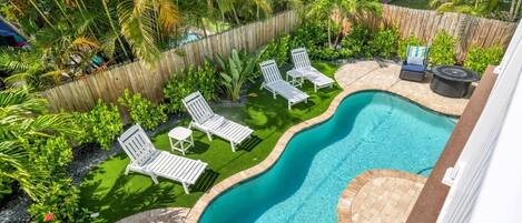 House, 4 Bedrooms | Pool