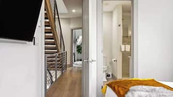 2 dormitorios, tabla de planchar con plancha, wifi y ropa de cama