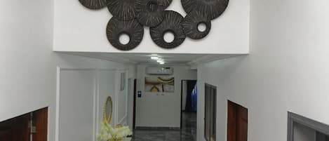 Perincian bahagian dalam